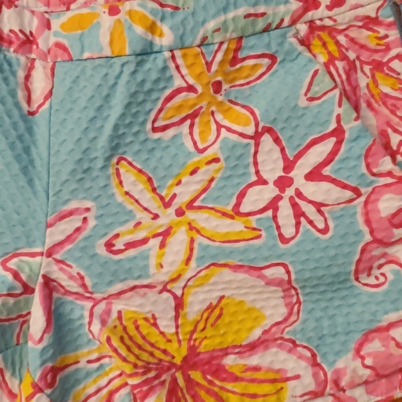 Lilly Pulitzer Shorts 00 - Picture 2 of 6